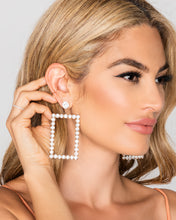 Load image into Gallery viewer, All the Right Angles Earrings